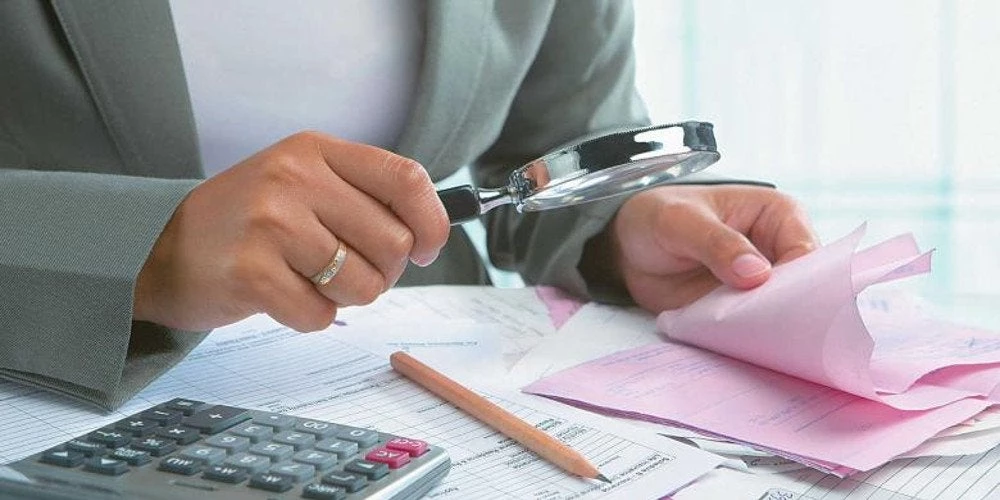 Ξήλωσαν το φορολογικό απόρρητο: Στον Τειρεσία οι διευθύνσεις δανειοληπτών